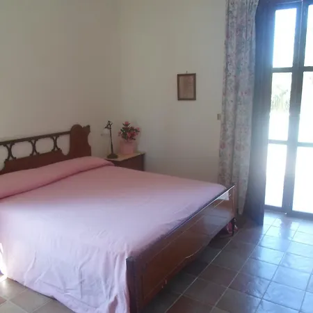 Ponticelli كاريني