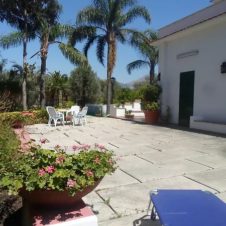 Hébergement de vacances Ponticelli Carini
